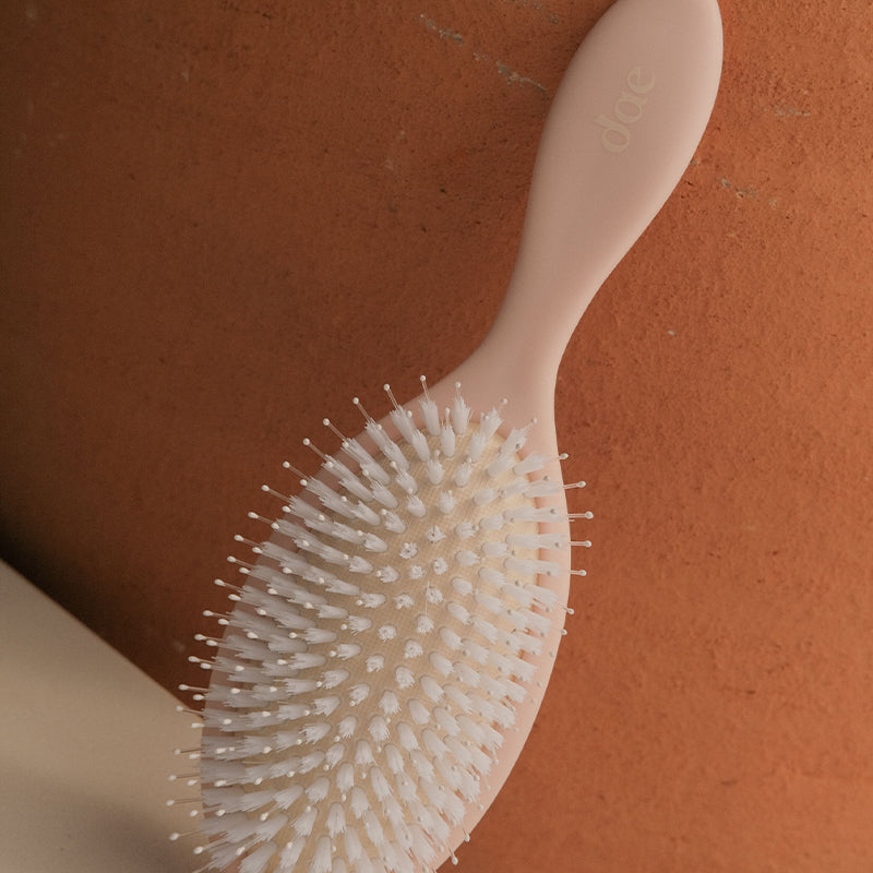 How to Clean Your Hairbrush